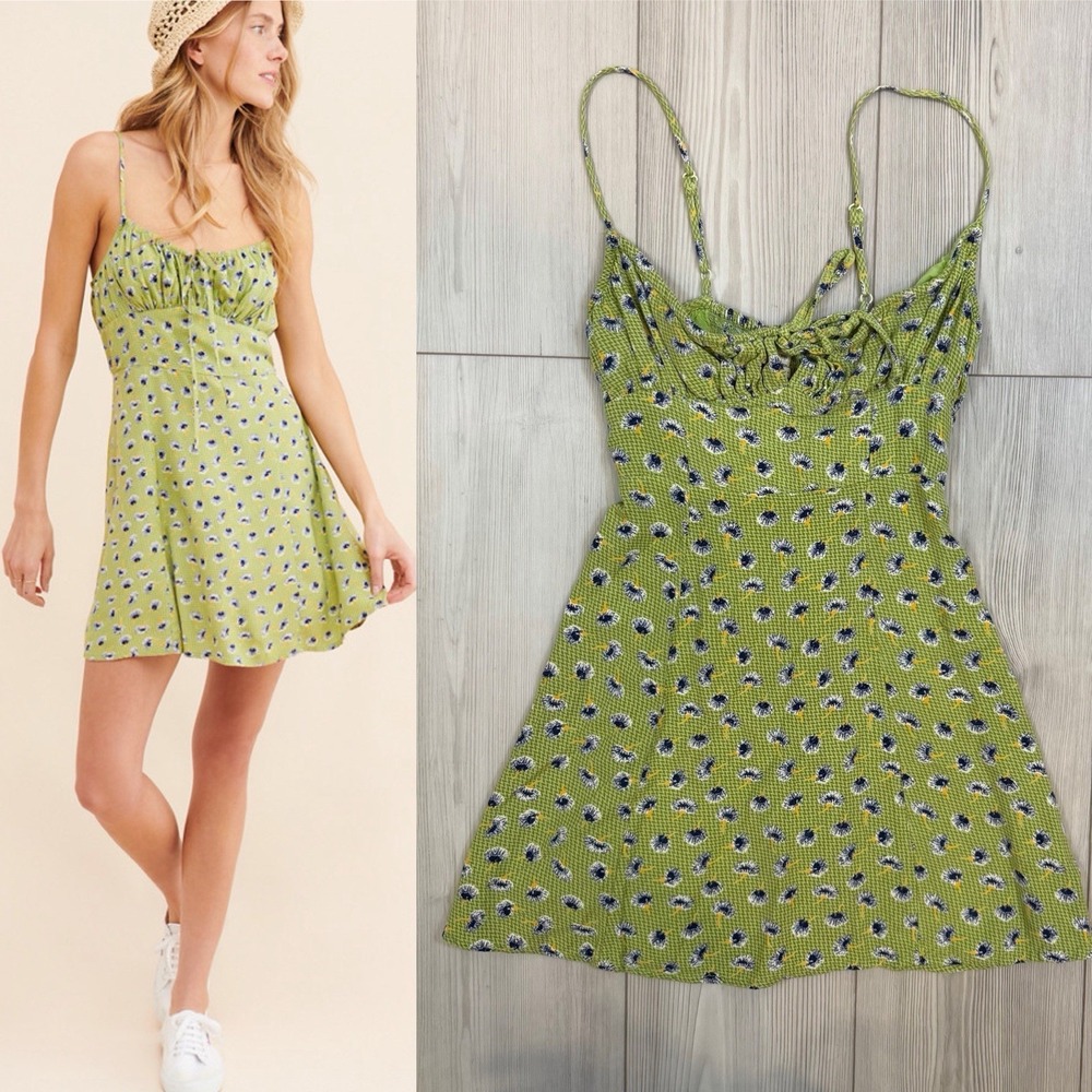 Urban Outfitters Kamaryn‎ Mini Dress XS Women's Casual Floral Printed